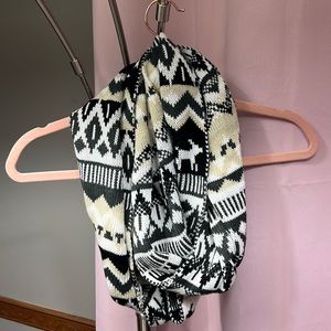 Infinity scarf